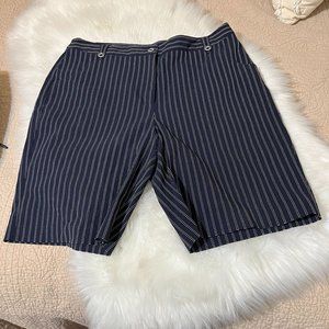 EP Pro Stretch Women's Golf Shorts size 14, Navy and White